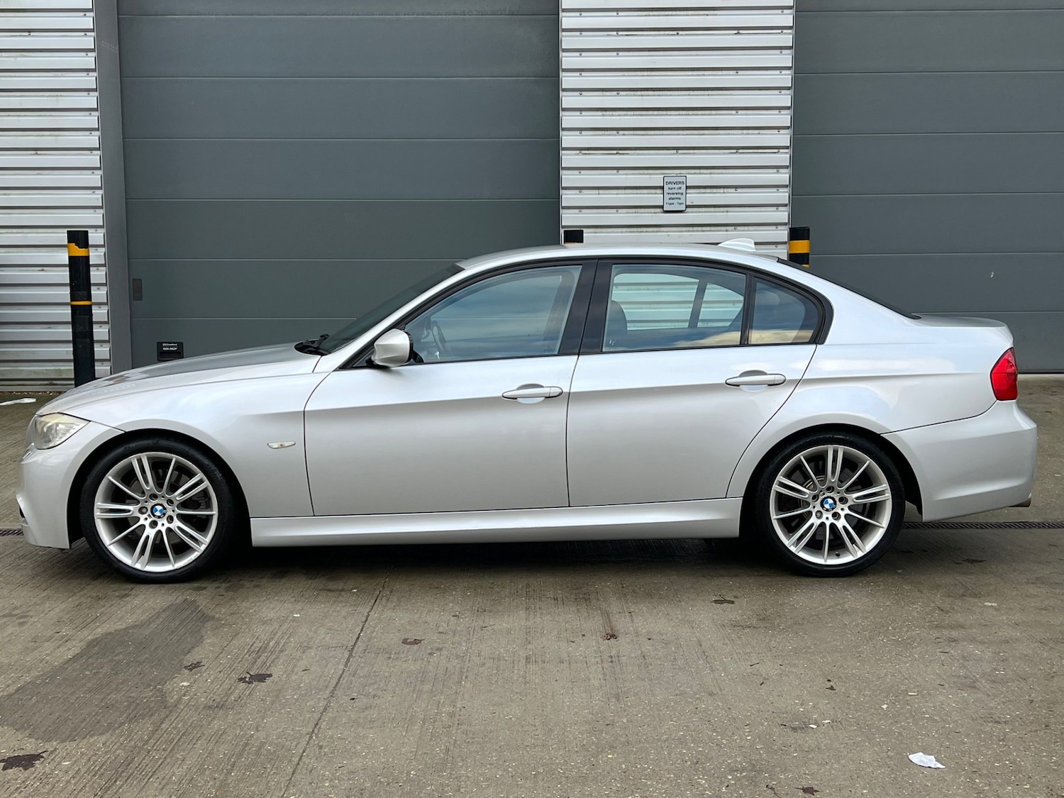 Used BMW 3 Series 2009 for sale - 77264586: Photo 4