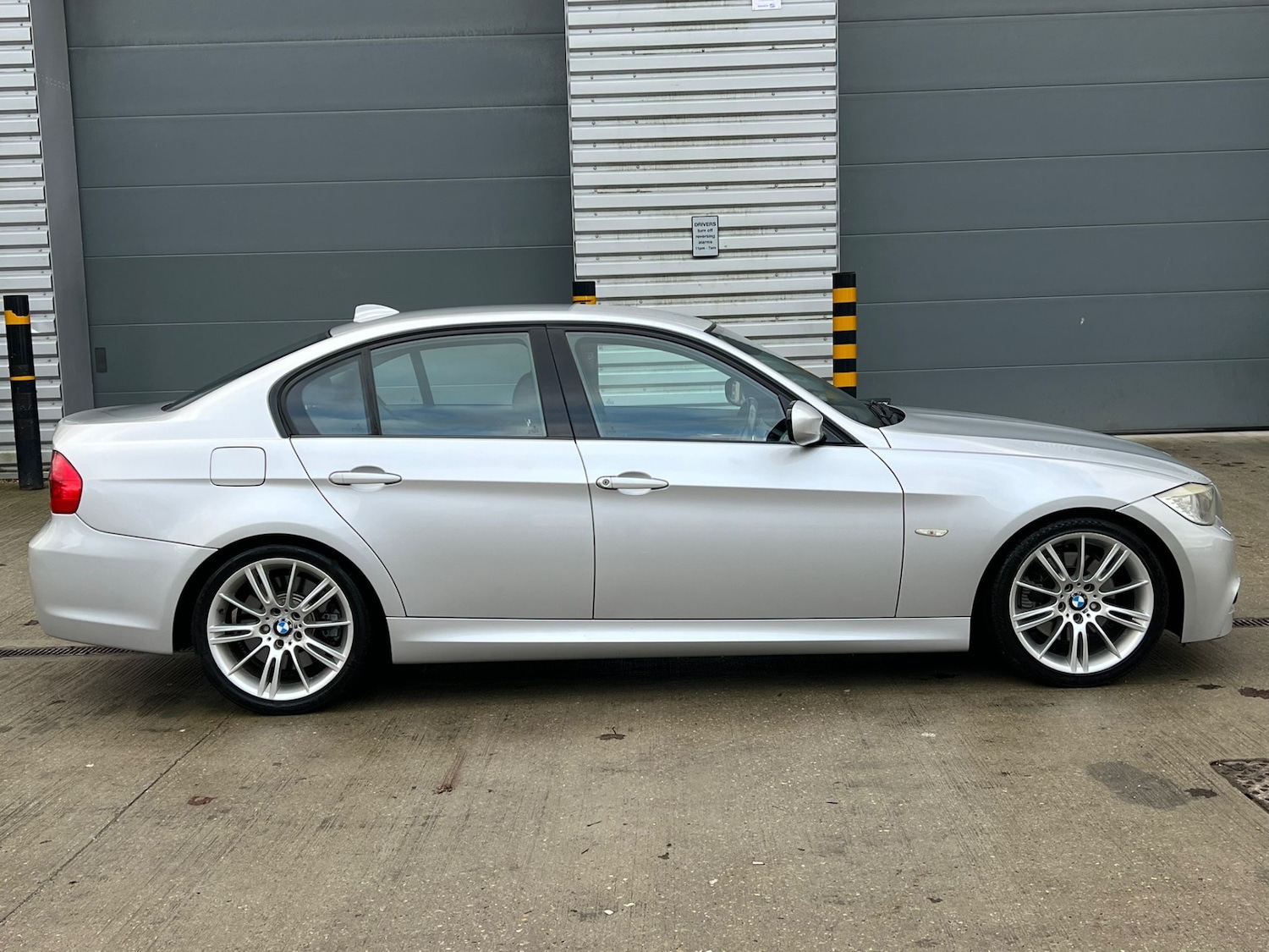 Used BMW 3 Series 2009 for sale - 77264586: Photo 8