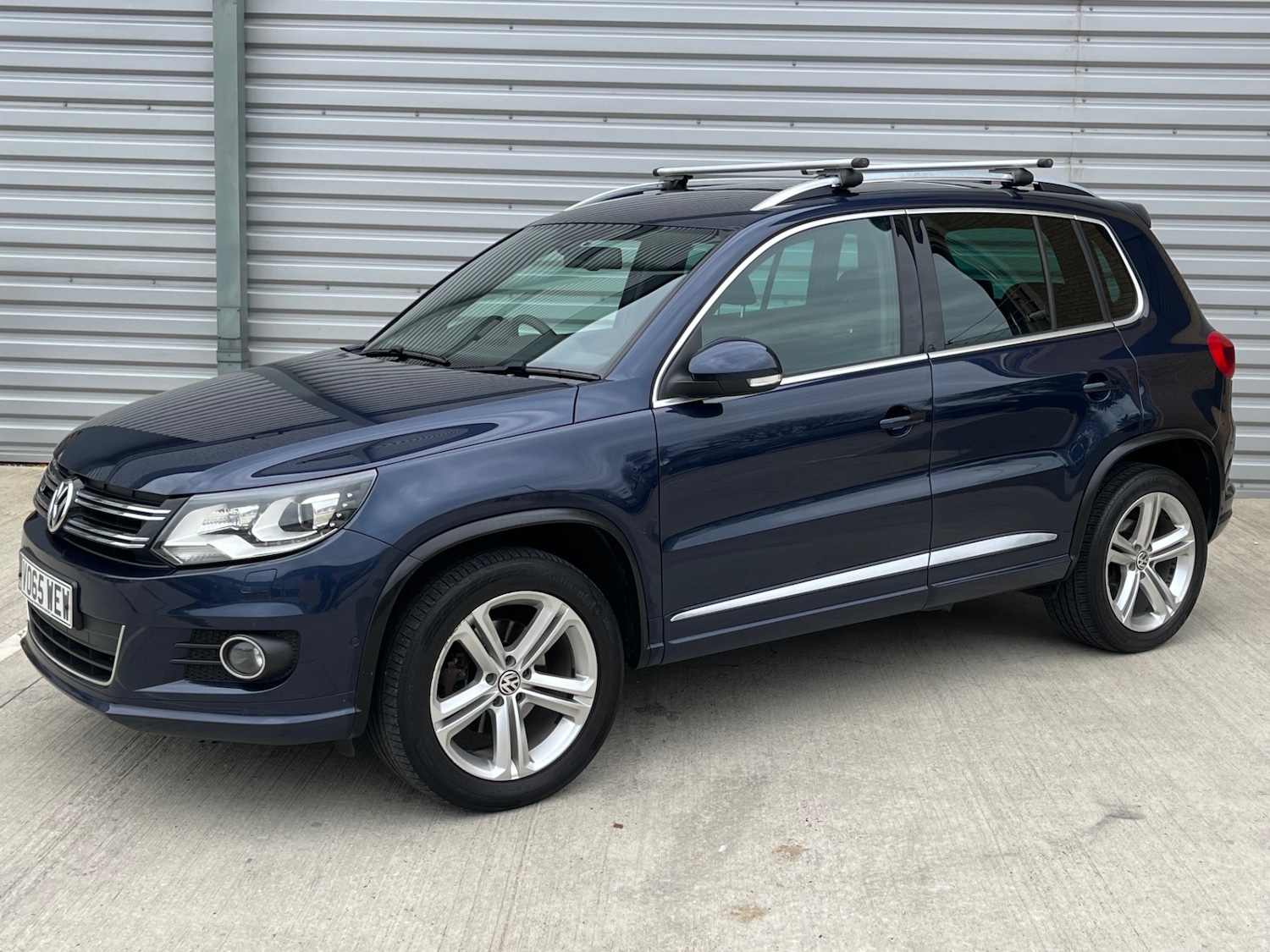 Used Volkswagen Tiguan 2015 for sale - 76379092: Photo 3
