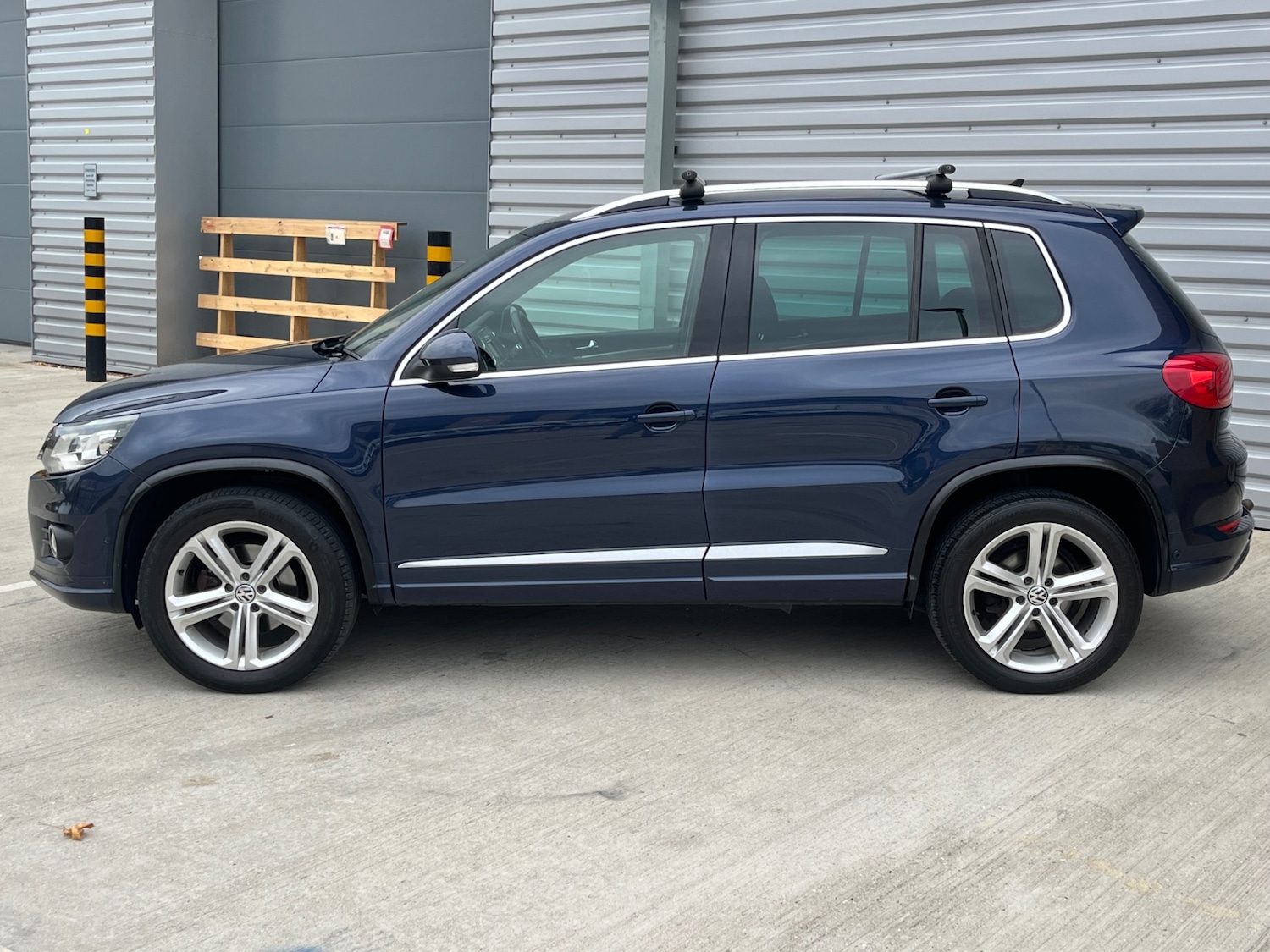 Used Volkswagen Tiguan 2015 for sale - 76379092: Photo 4