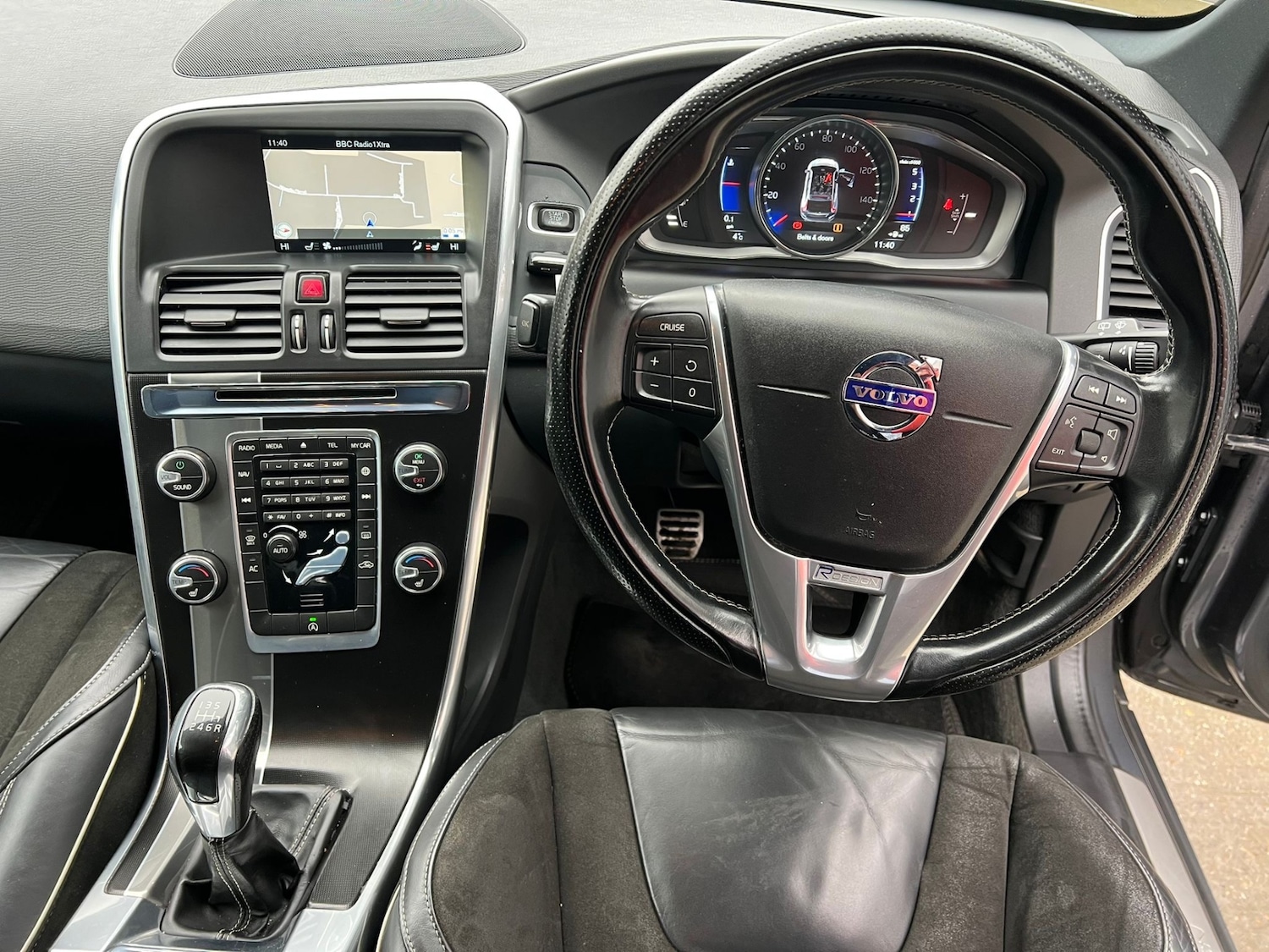 Used Volvo XC60 2015 for sale - 77140807: Photo 12