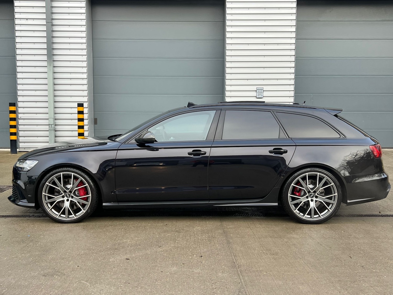 Used Audi RS6 2017 for sale - 77228079: Photo 6