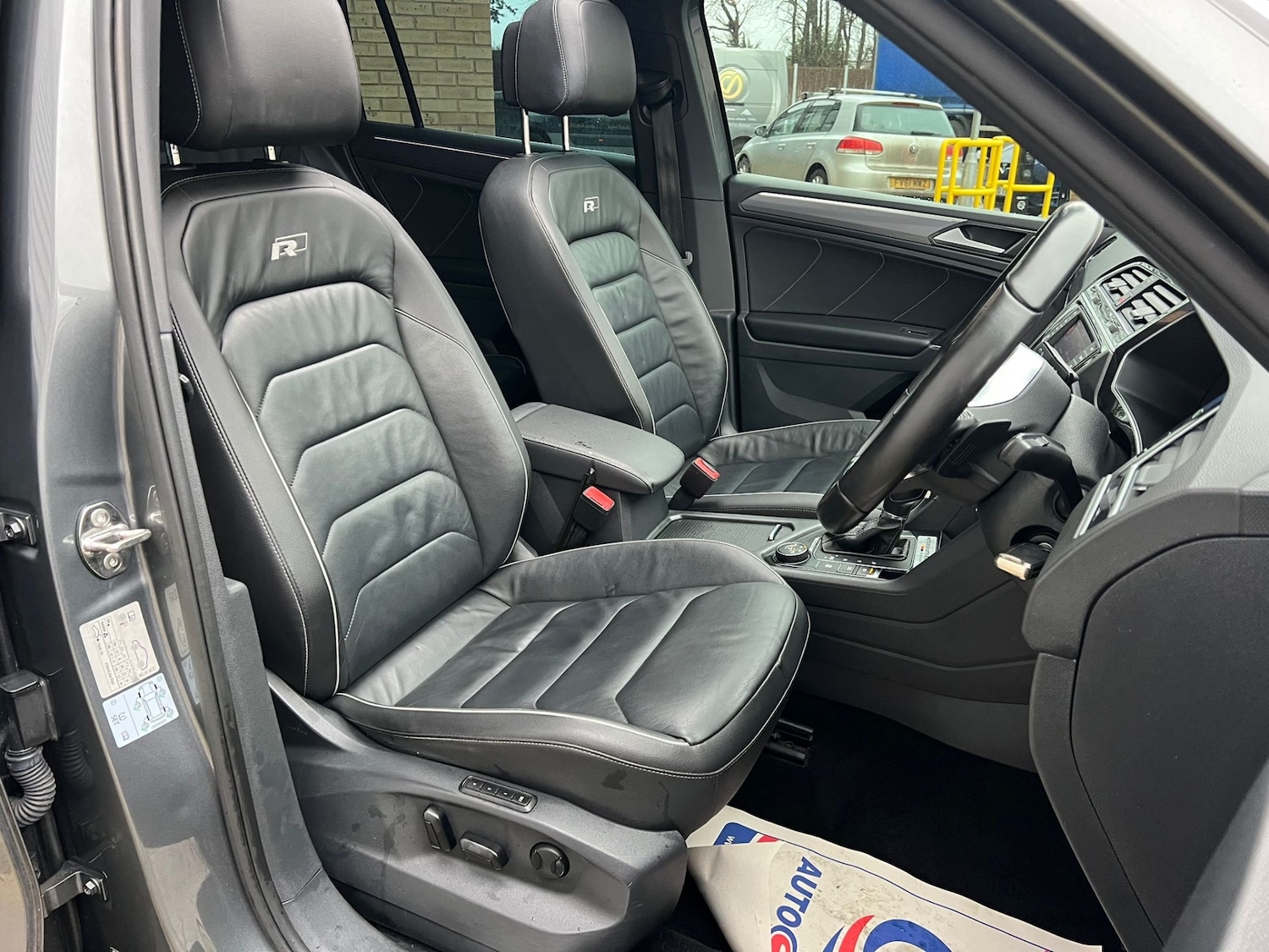 Used Volkswagen Tiguan 2017 for sale - 77214730: Photo 13