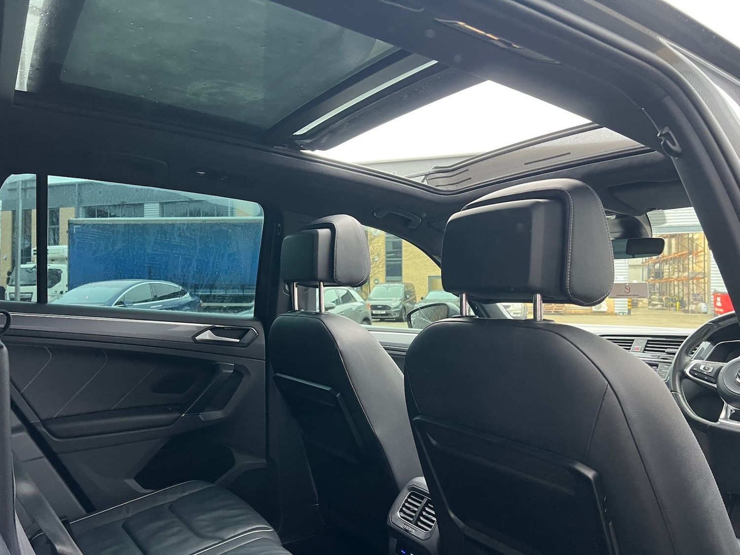 Used Volkswagen Tiguan 2017 for sale - 77214730: Photo 15