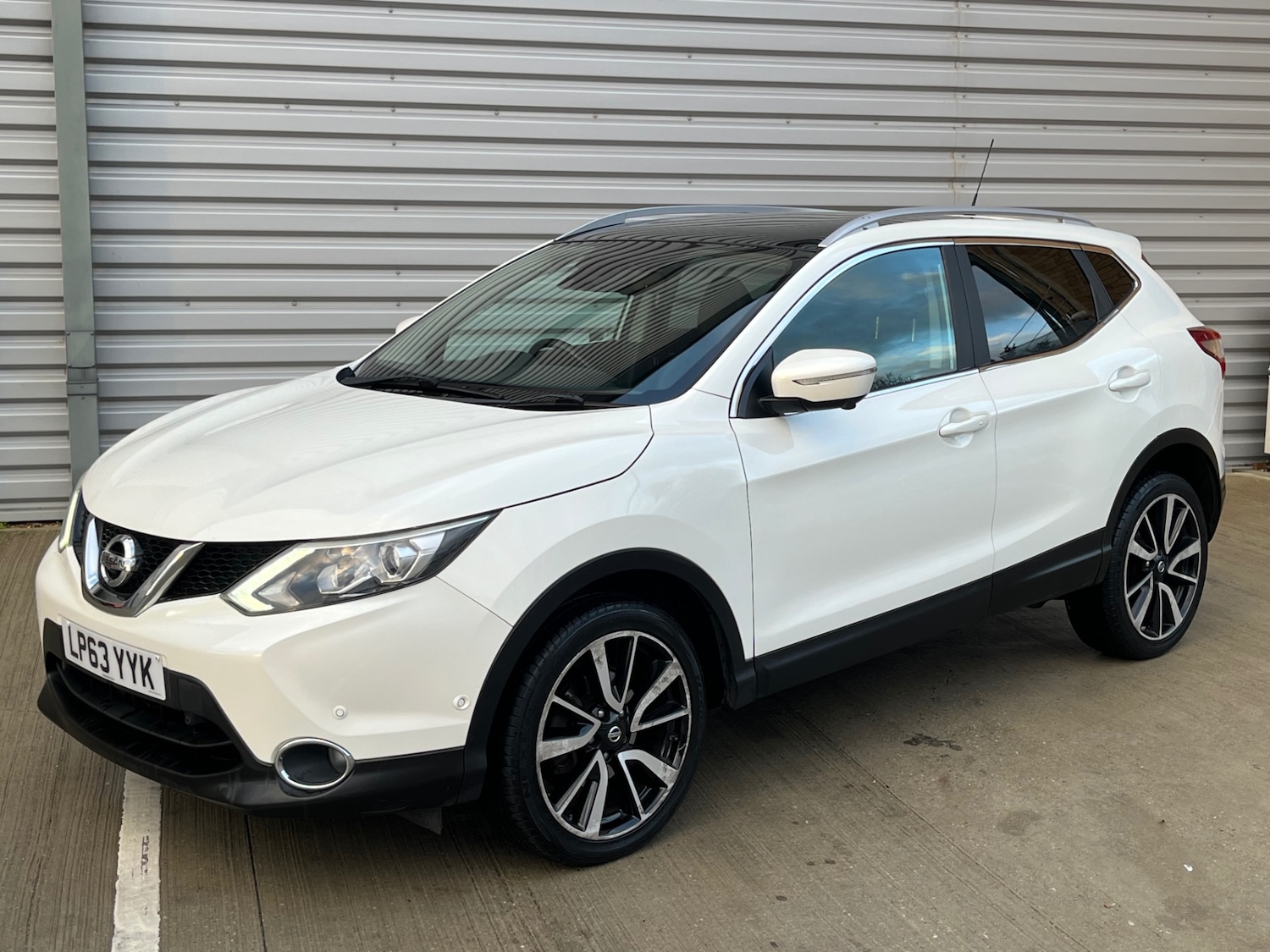 Used Nissan Qashqai 2014 for sale - 76334699: Photo 1
