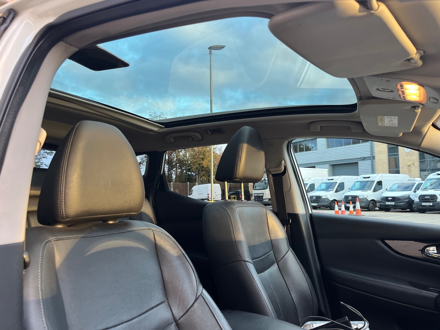 Used Nissan Qashqai 2014 for sale - 76334699: Photo 11