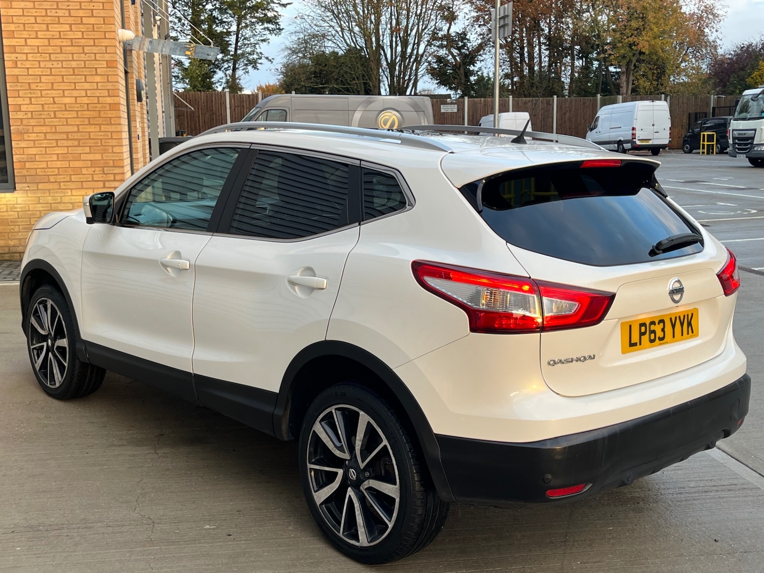 Used Nissan Qashqai 2014 for sale - 76334699: Photo 16
