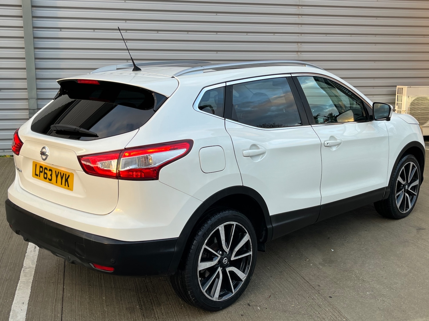 Used Nissan Qashqai 2014 for sale - 76334699: Photo 17