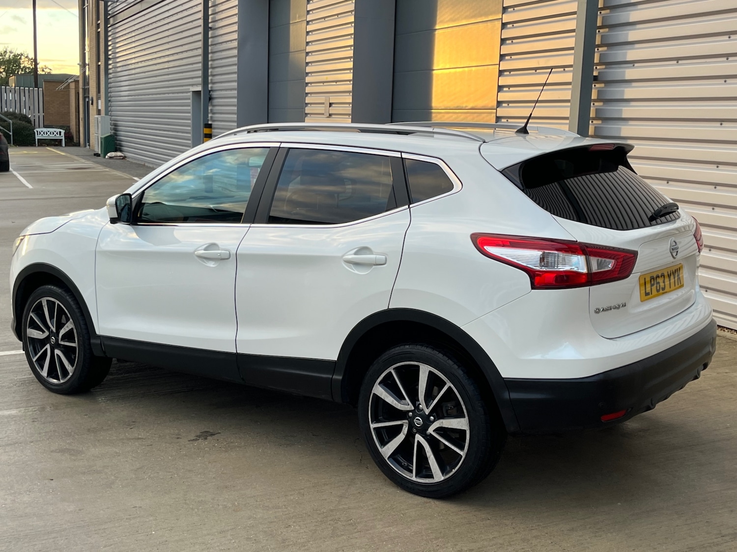 Used Nissan Qashqai 2014 for sale - 76334699: Photo 4