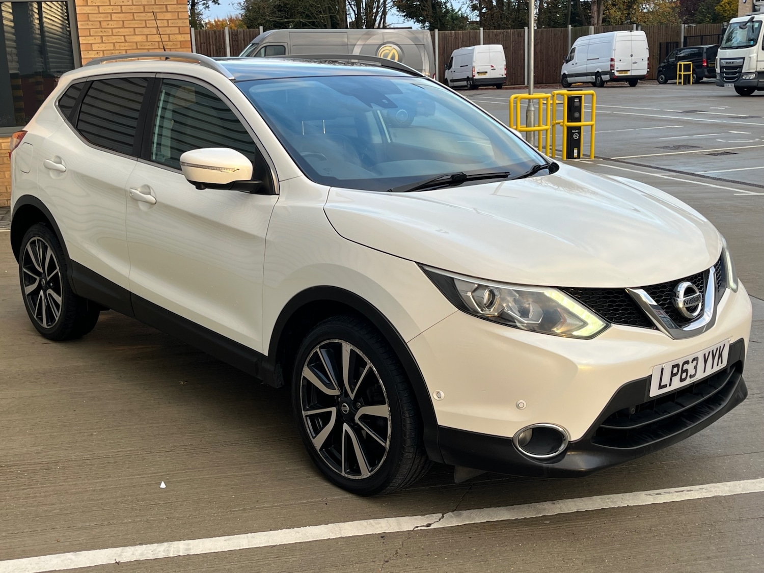 Used Nissan Qashqai 2014 for sale - 76334699: Photo 5