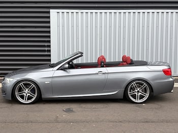 Used BMW 3 Series 2011 for sale - 79121236: Photo