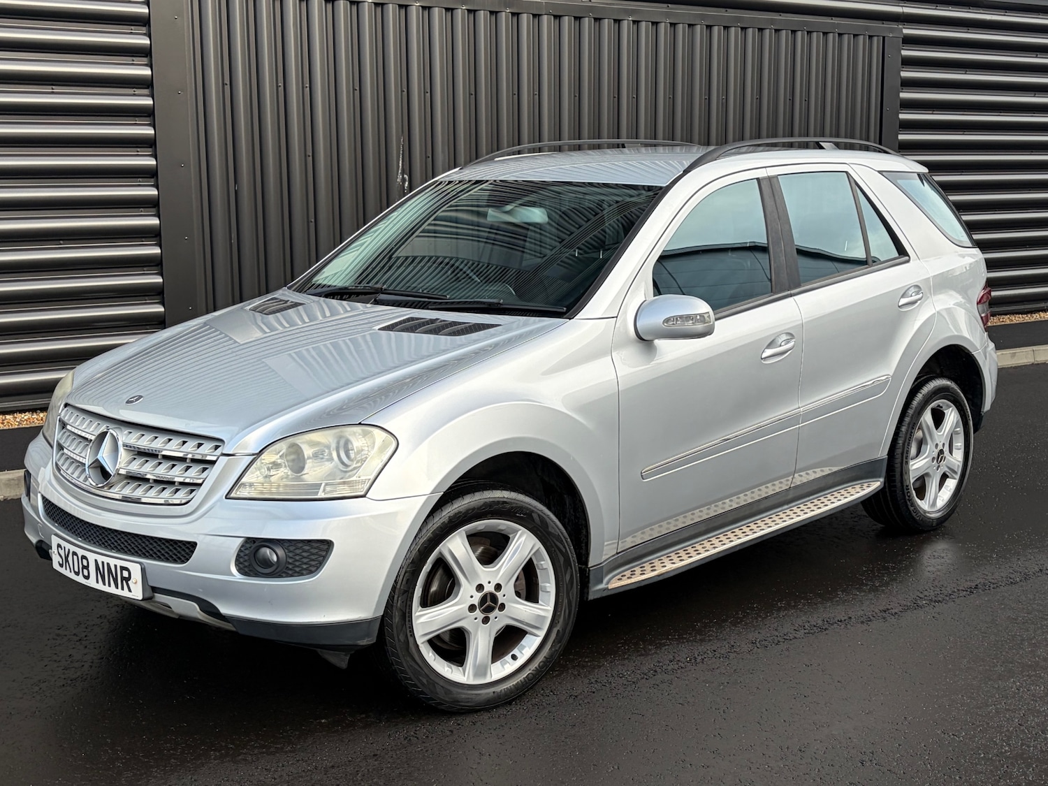Used Mercedes-Benz M Class 2008 for sale - 77431697: Photo 2