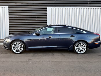 Used Jaguar XJ 2010 for sale - 79588975: Photo