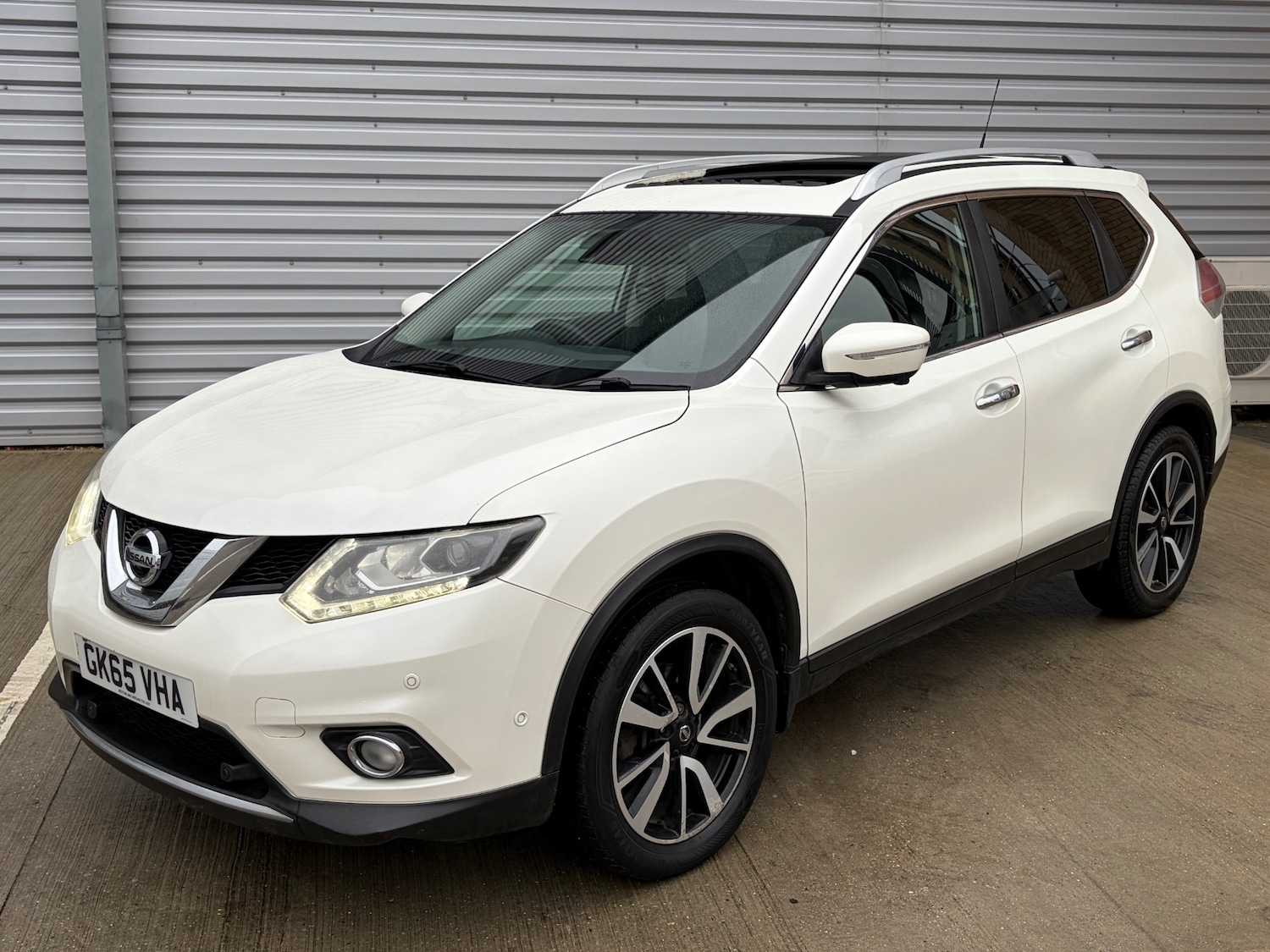 Used Nissan X-Trail 2015 for sale - 76927099: Photo 1