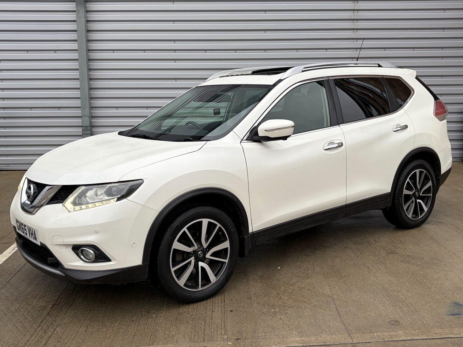 Used Nissan X-Trail 2015 for sale - 76927099: Photo 2