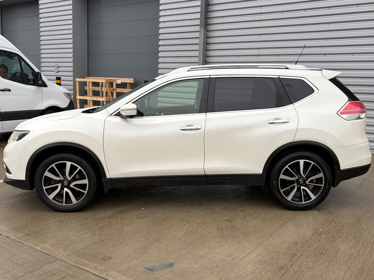 Used Nissan X-Trail 2015 for sale - 76927099: Photo 3