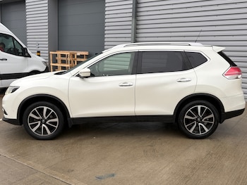 Used Nissan X-Trail 2015 for sale - 76927099: Photo