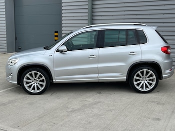 Used Volkswagen Tiguan 2011 for sale - 76091154: Photo
