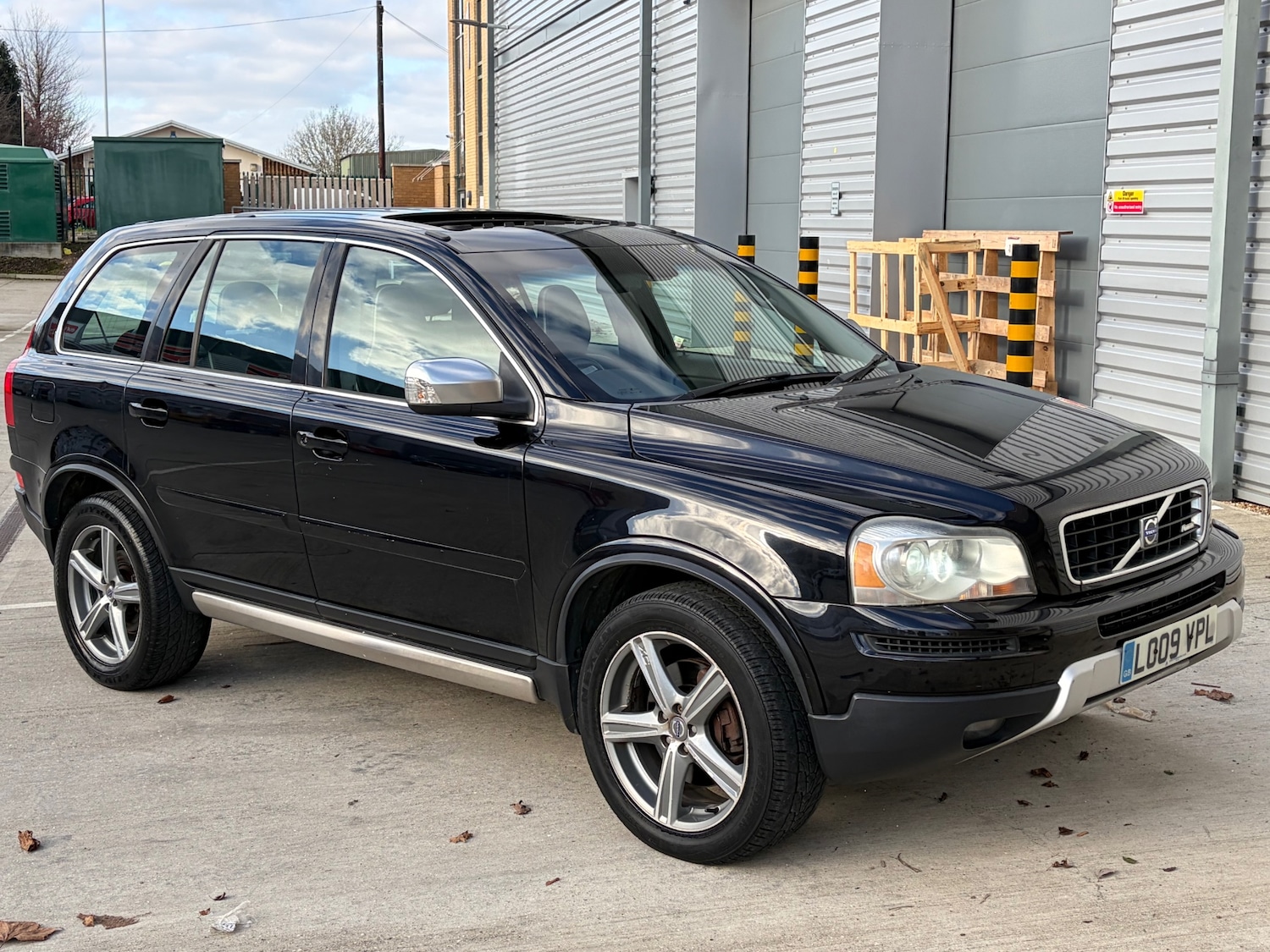 Used Volvo XC90 2009 for sale - 77994453: Photo 9