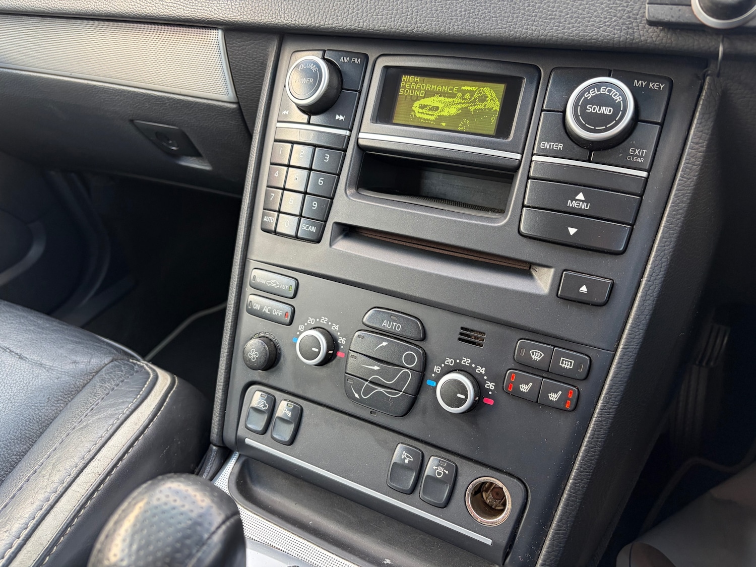 Used Volvo XC90 2009 for sale - 77045986: Photo 18