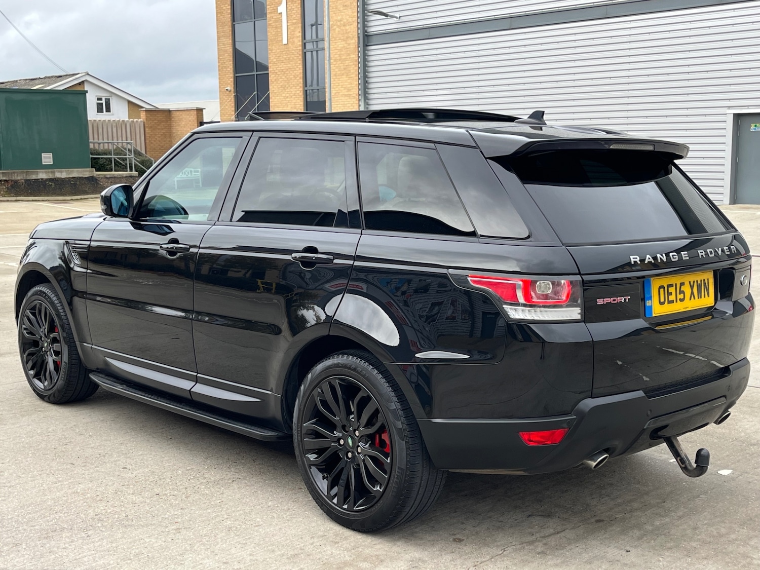 Used Land Rover Range Rover Sport 2015 for sale - 76536238: Photo 7