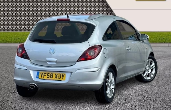 Used Vauxhall Corsa 2009 for sale - 76086328: Photo 2