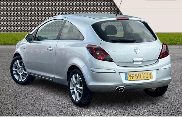 Used Vauxhall Corsa 2009 for sale - 76086328: Photo 3