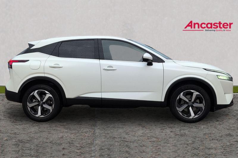 Used Nissan Qashqai 2022 for sale - 76586471: Photo 2