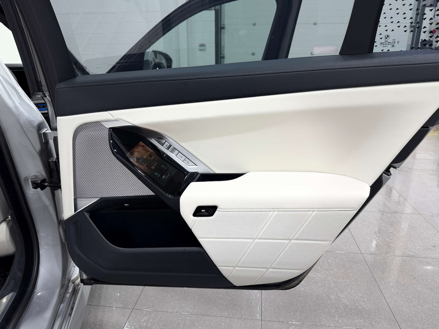 Used BMW 7 Series 2024 for sale - 77833894: Photo 39