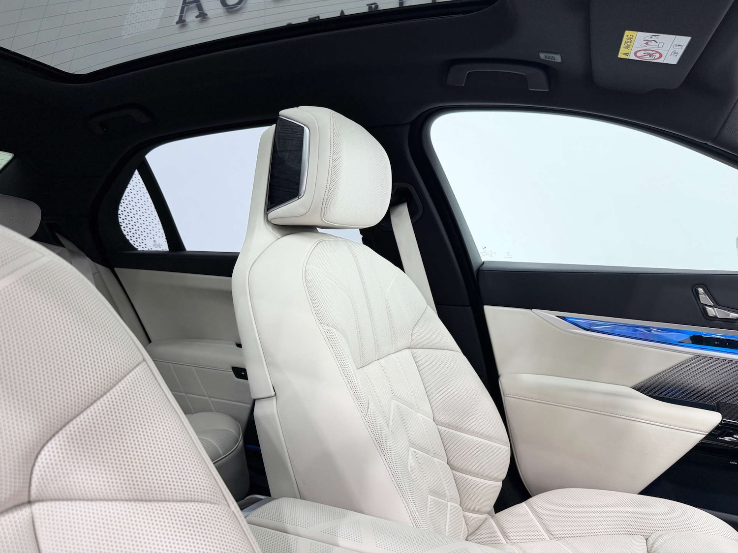 Used BMW 7 Series 2024 for sale - 77833894: Photo 49