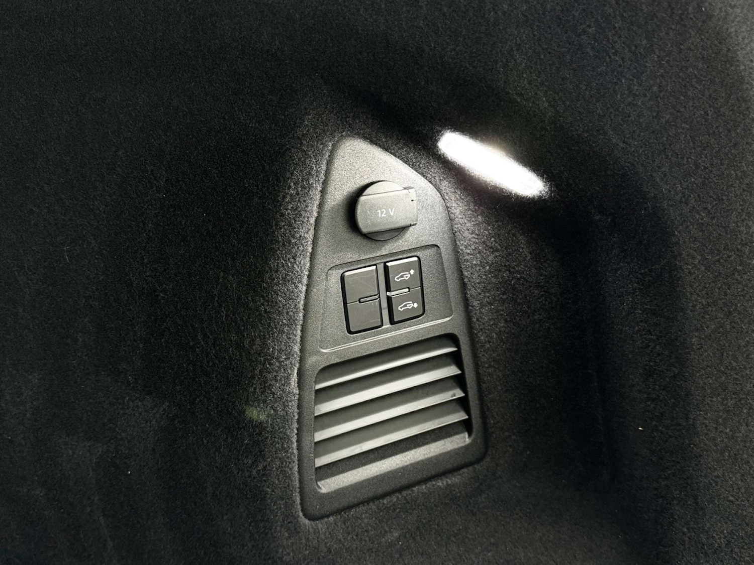 Used Volkswagen Touareg 2021 for sale - 76554464: Photo 29