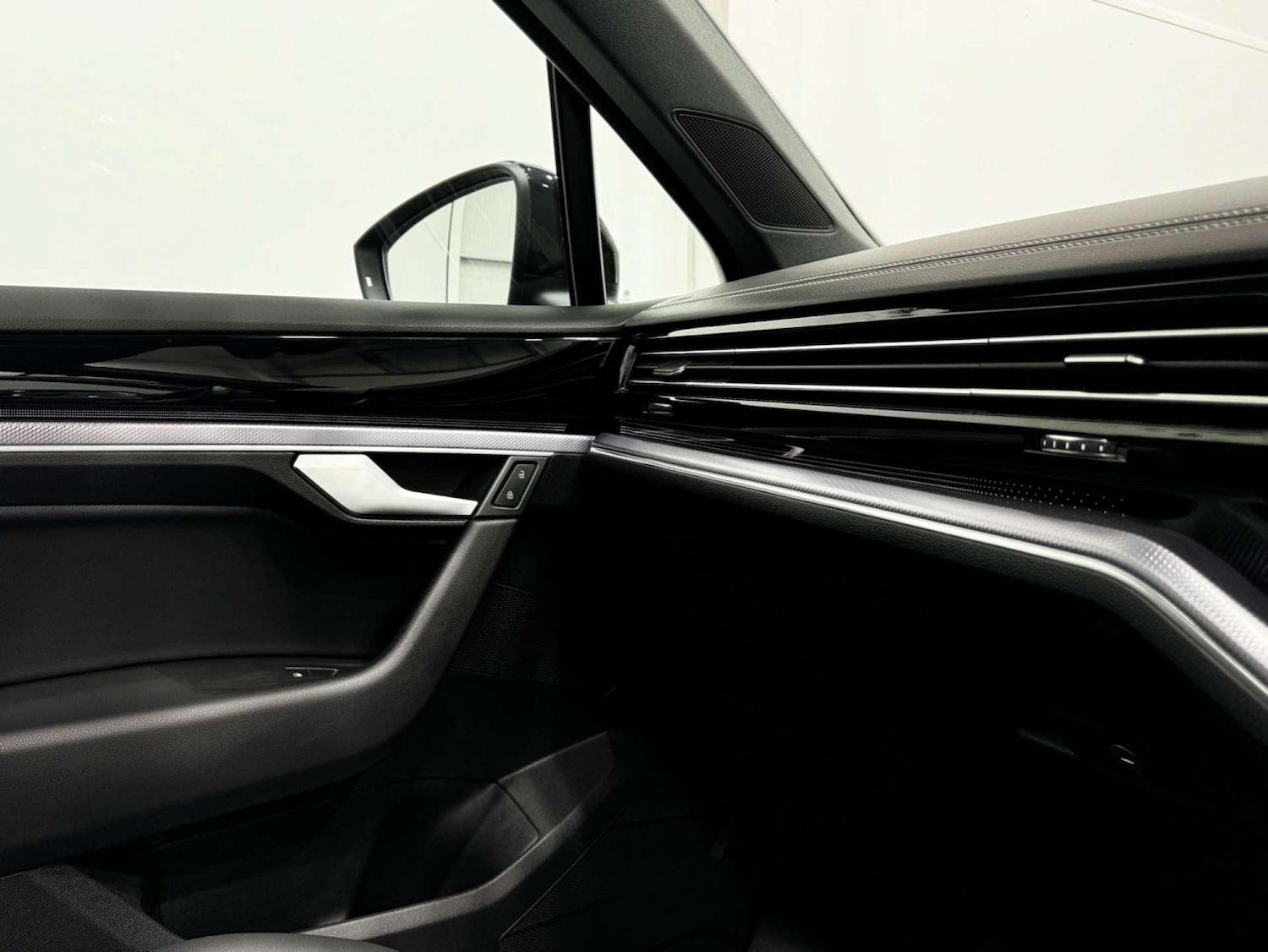 Used Volkswagen Touareg 2021 for sale - 76554464: Photo 35