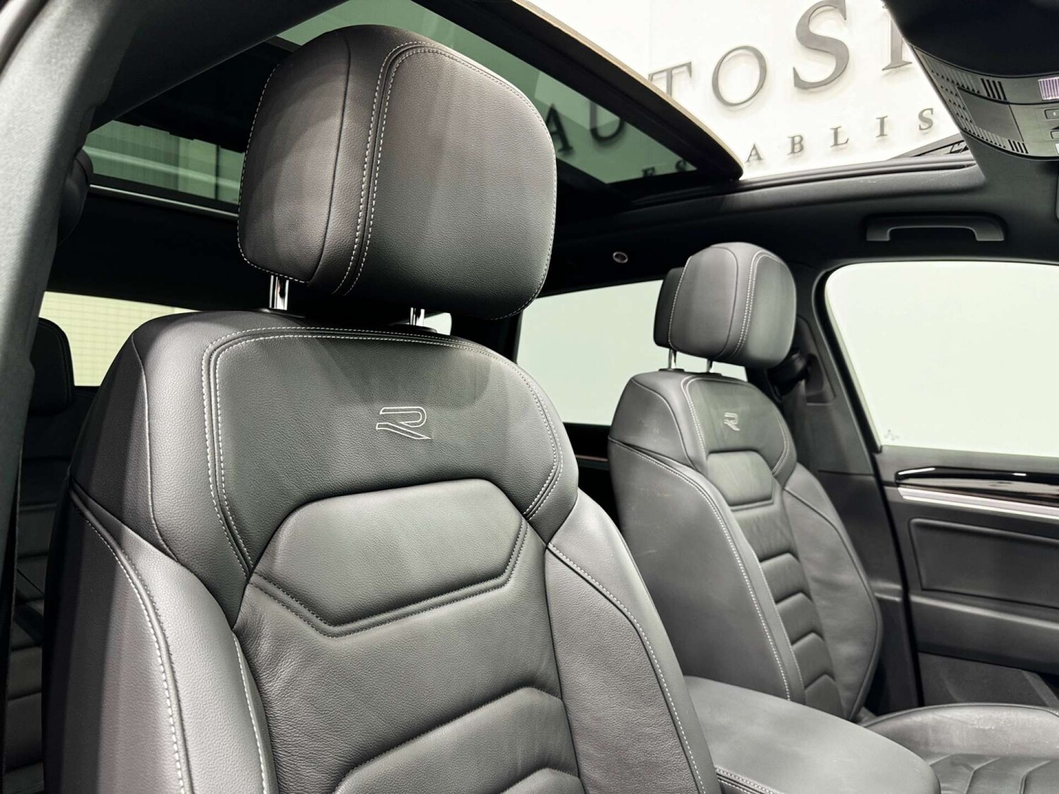 Used Volkswagen Touareg 2021 for sale - 76554464: Photo 39