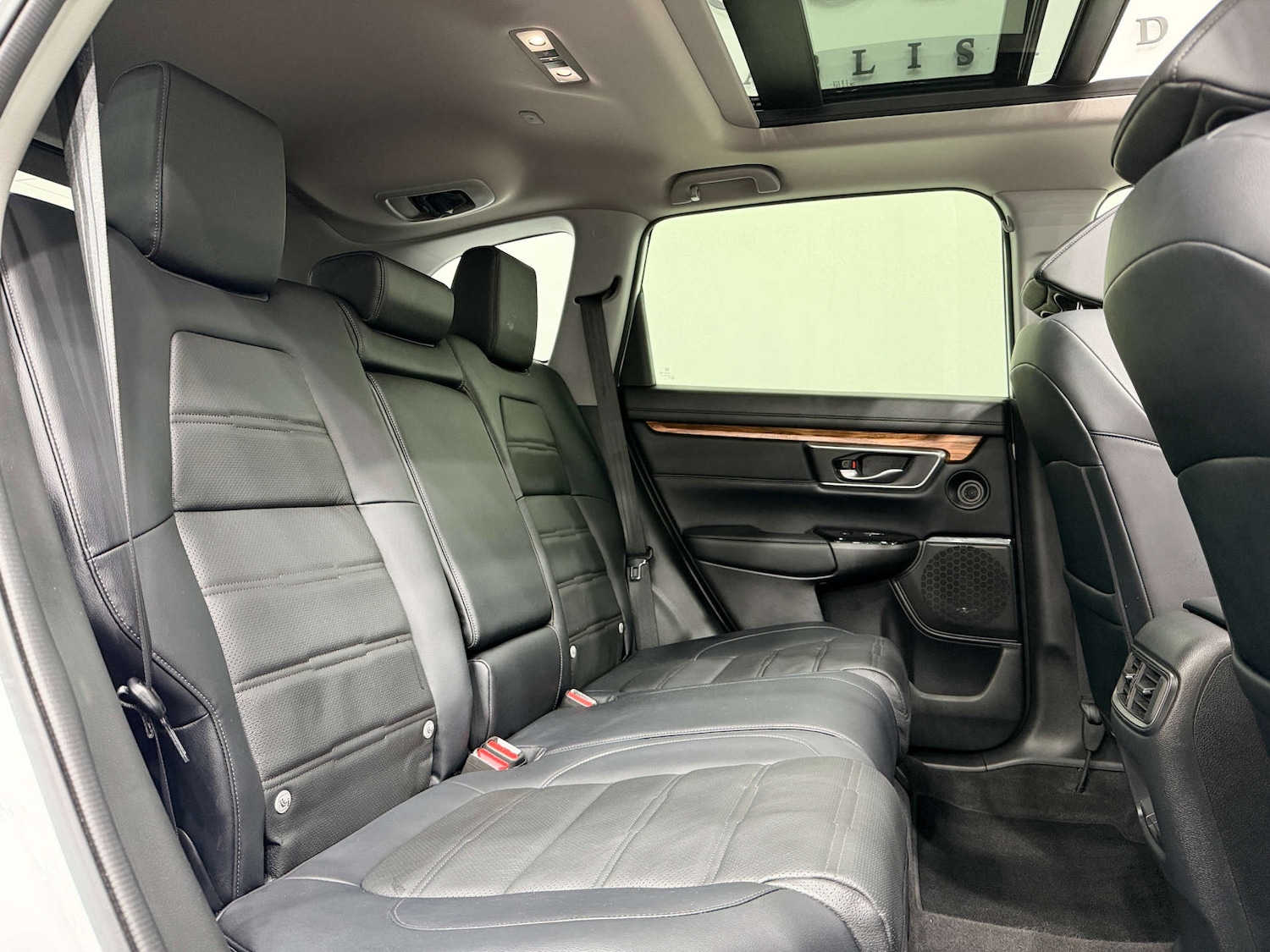 Used Honda CR-V 2020 for sale - 77170352: Photo 16