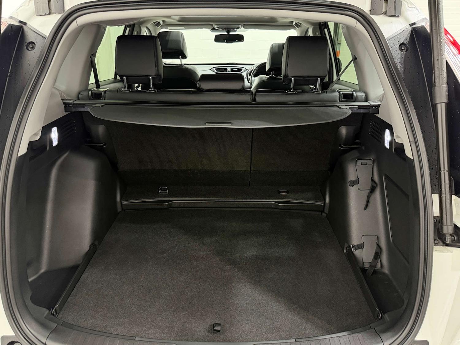 Used Honda CR-V 2020 for sale - 77170352: Photo 31