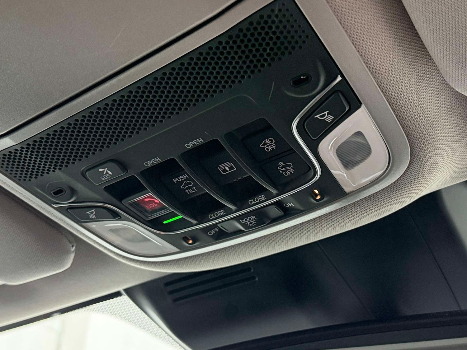 Used Honda CR-V 2020 for sale - 77170352: Photo 41