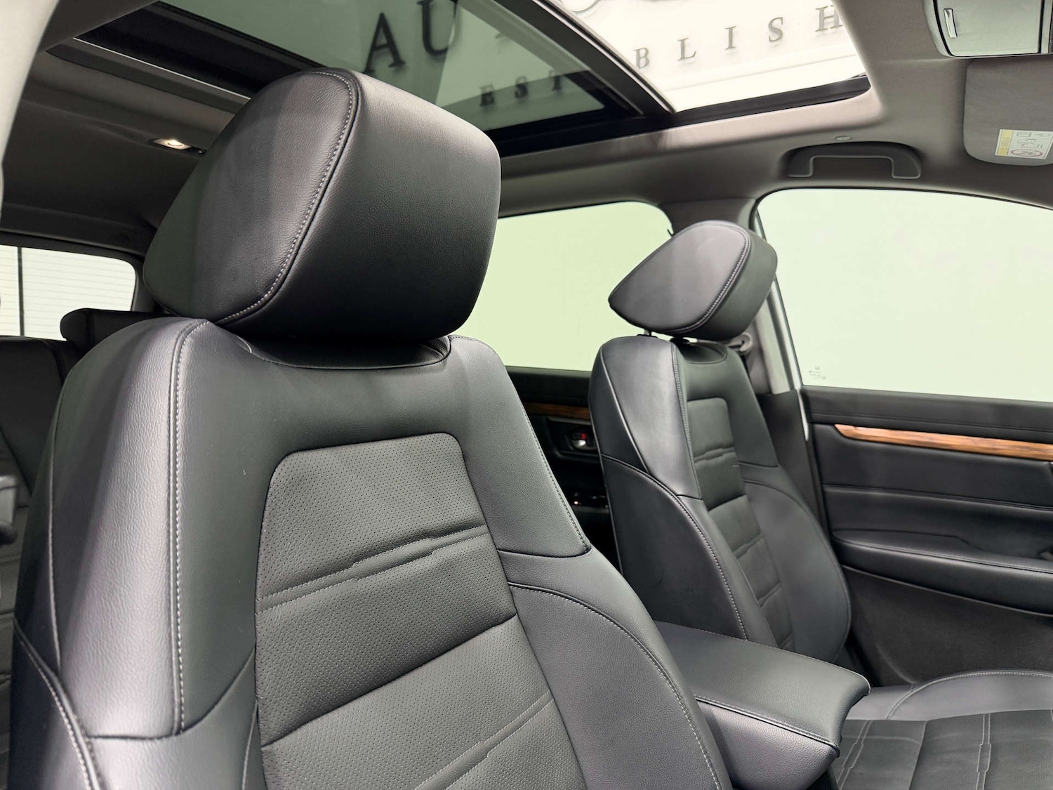 Used Honda CR-V 2020 for sale - 77170352: Photo 43