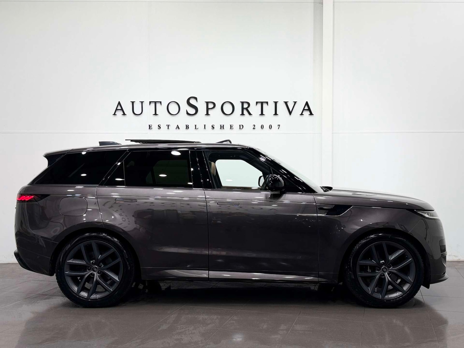 Used Land Rover Range Rover Sport 2023 for sale - 77833942: Photo 7