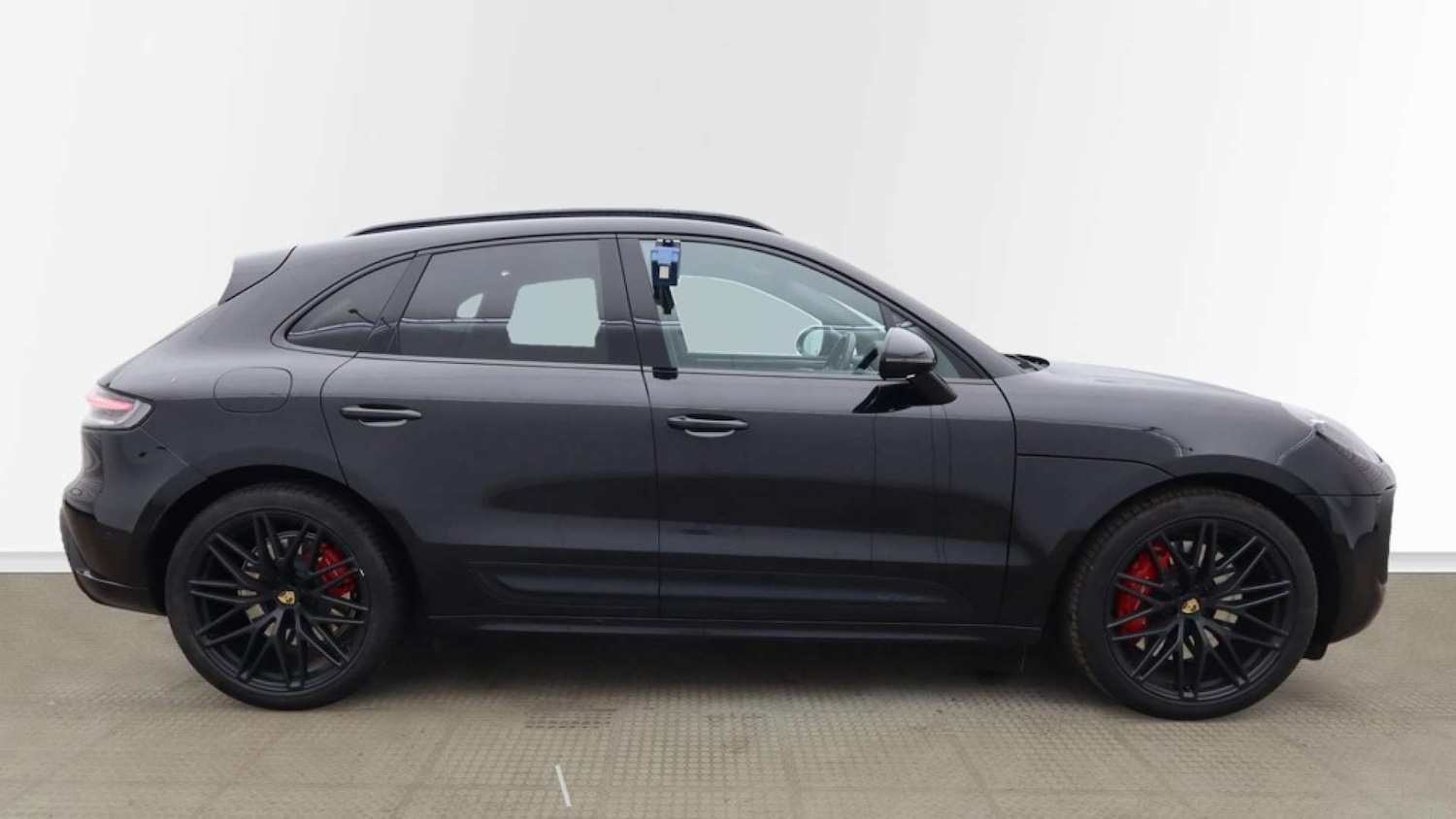Used Porsche Macan 2021 for sale - 76830080: Photo 4