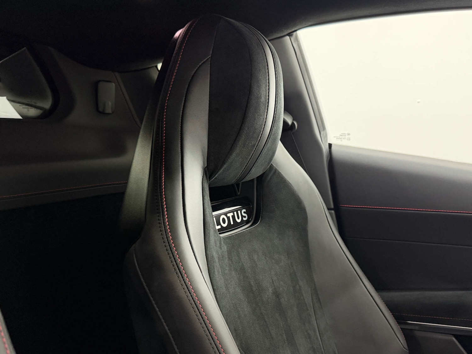 Used Lotus Emira 2023 for sale - 77833926: Photo 17