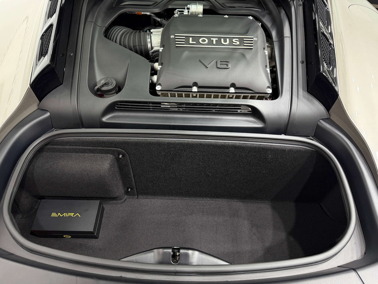 Used Lotus Emira 2023 for sale - 77833926: Photo 25