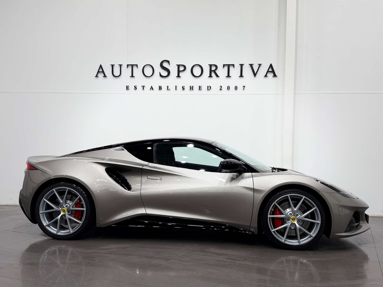 Used Lotus Emira 2023 for sale - 77833926: Photo 7