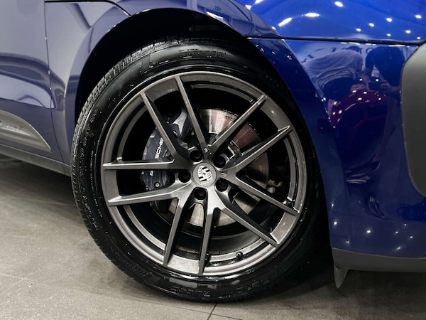 Used Porsche Macan 2022 for sale - 75210128: Photo 11