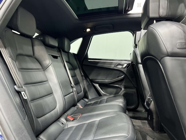 Used Porsche Macan 2022 for sale - 75210128: Photo 15
