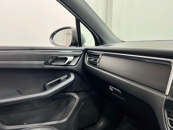 Used Porsche Macan 2022 for sale - 75210128: Photo 39