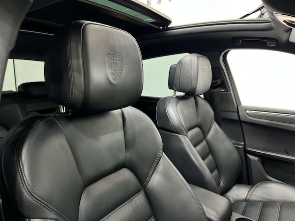 Used Porsche Macan 2022 for sale - 75210128: Photo 44