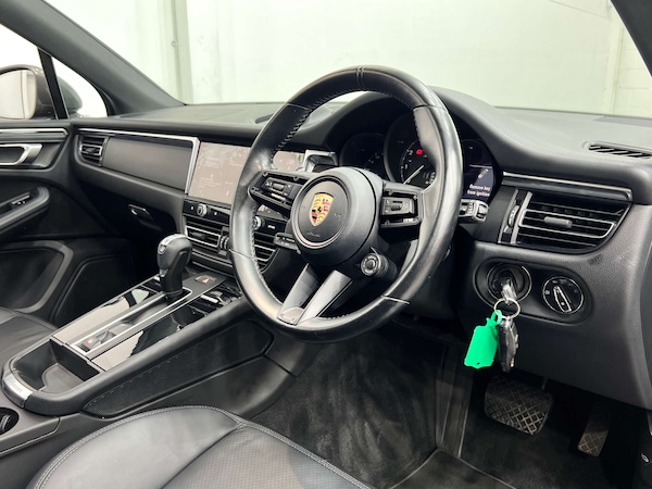 Used Porsche Macan 2022 for sale - 75210128: Photo 46
