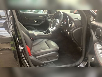 Used Mercedes-Benz GLC 2020 for sale - 75920696: Photo