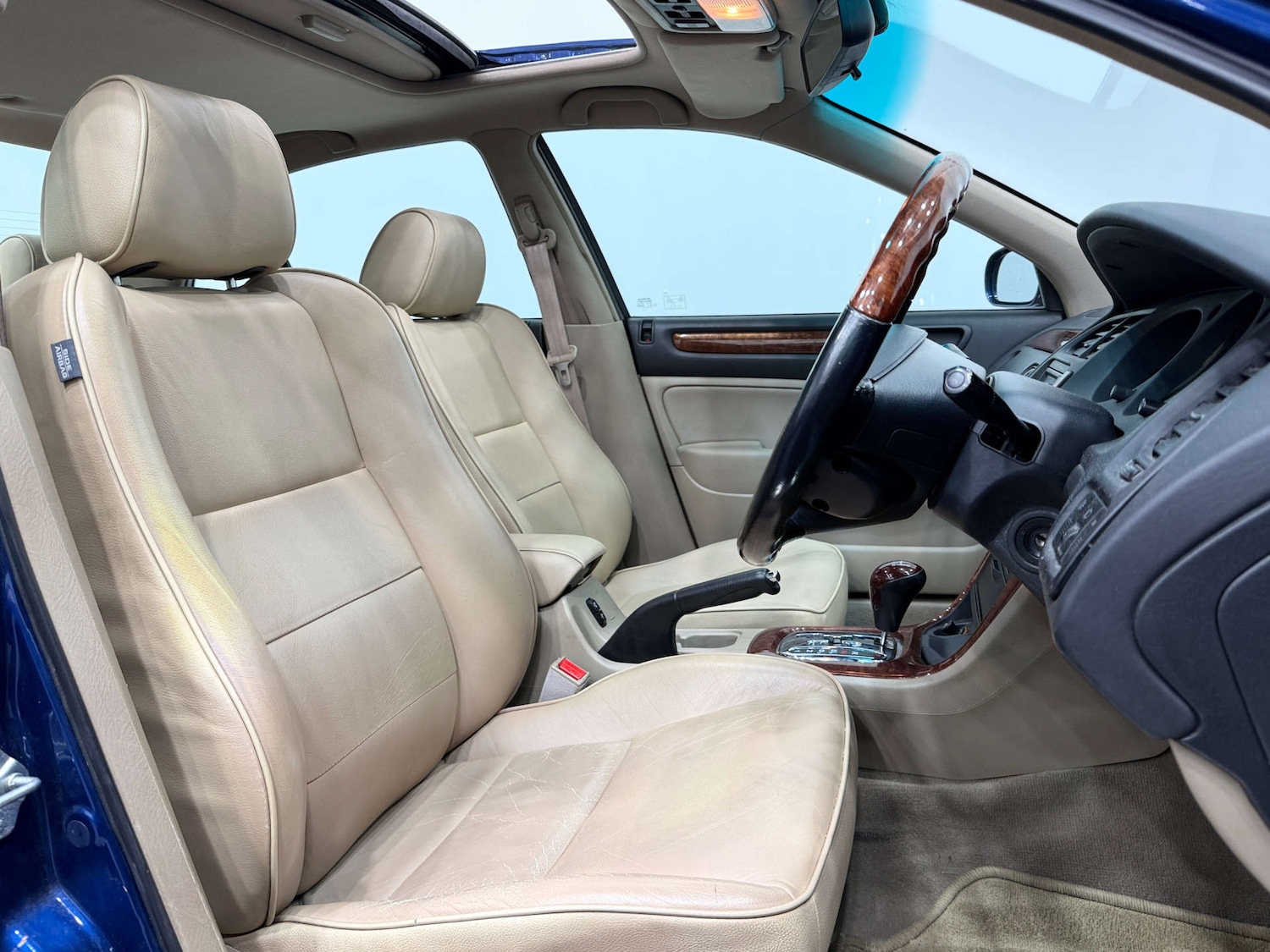 Used Honda Accord 2001 for sale - 77022483: Photo 2