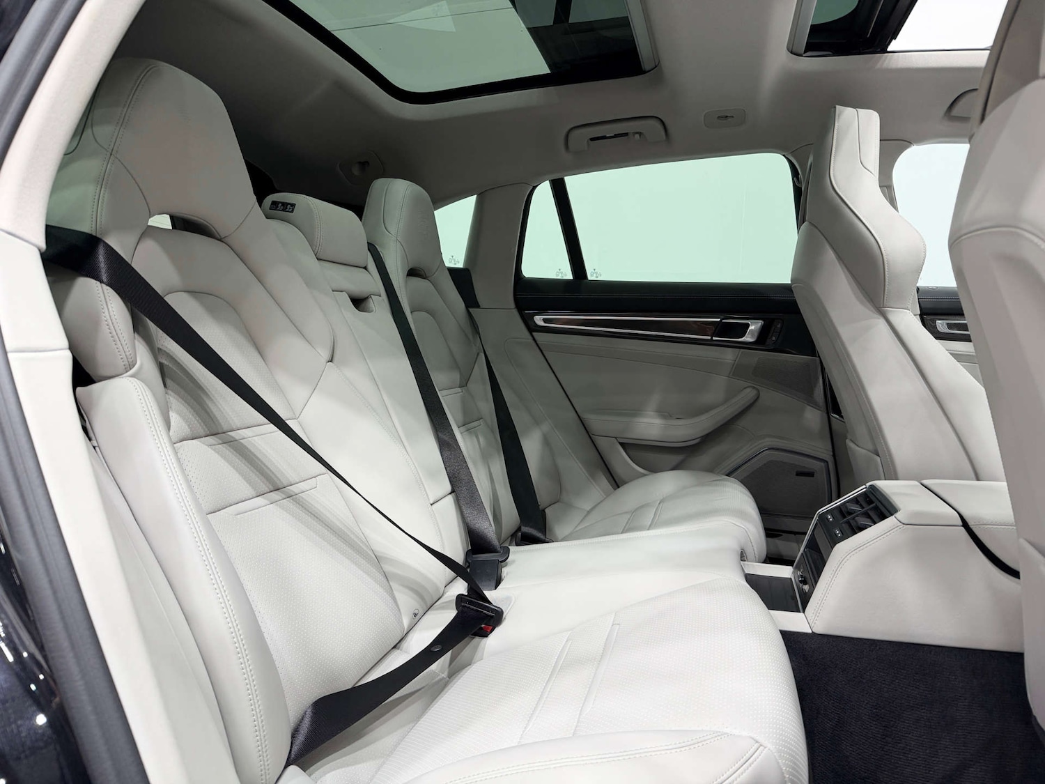 Used Porsche Panamera 2022 for sale - 77833940: Photo 15